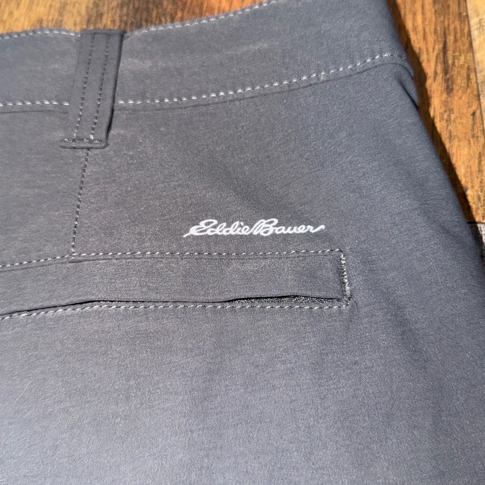 Eddie Bauer Dark Gray Men's Flat Front Shorts - Picture 3 of 6
